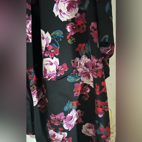 Lane Bryant Floral Blazer - Picture 3 of 5